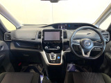 セレナ 1.2 e-POWER ハイウェイスターV 