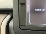 品質へのこだわり!フロアマットやシートなど車内をキレイに清掃し、ニオイや汚れなどを徹底的にクリーニングしてもらっております。室内はピカピカです☆