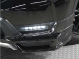 ◆フォグライト◆ 霧などの悪天候時、自車の位置を示すとともに前方や路肩が見えずらい時、近い位置をワイドに照らしてくれます