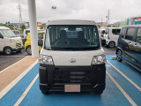 お車により傷がある場合もございます。ご来店いただき現車確認していただくことをおすすめします。