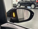 フォルクスワーゲン江東:2階には都心最大級の屋内認定中古車展示場がございます。天候に左右されることなくお車をご覧になれます。