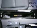 スマホを入れるだけで、簡単に充電ができます。(ワイヤレス充電対応機種のみ)