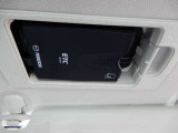 見栄えよくすっきりと収まるETC車載器です。高速道路の料金所をスムーズに通過でき、快適なドライブをサポートします。納車されたその日からすぐに遠出やロングドライブを楽しめます。