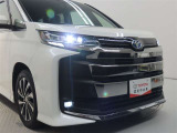 高輝度で点灯速度が速く、しかも消費電力の少ないLEDヘッドライトが装備されています!LEDの明るい光が走行中の視界の確保をサポートして、夜のドライブがより楽しく安全に運転できます♪
