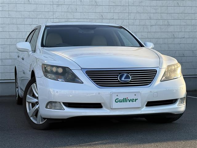 LS 600h バージョンS Iパッケージ 4WD 4WD 本革シート