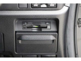 【ETC】 ETCを装備していれば、暑い日や寒い日、雨の日も窓を開ける必要がないので快適ドライブが楽しめます。