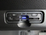 今や標準装備になりつつあるETC車載器も装着されております。料金所を通過するときも楽々です。