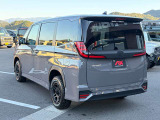 前後バンパーはラプターライナー塗装をしており、マットな質感でかっこいいですよ♪