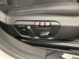フロント電動シート操作スイッチ