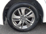 トヨタ認定中古車保証付!(1年間、距離無制限 HV車はHV保証付) 別途延長保証もご用意しております♪ ぜひ現車を確認にご来店ください