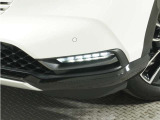 ◆フォグライト◆ 霧などの悪天候時、自車の位置を示すとともに前方や路肩が見えずらい時、近い位置をワイドに照らしてくれます