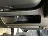 お客様にぴったりなおクルマをお選びいただけますように様々な展示車をご用意致しております!ダイハツの軽自動車だけではなく、他メーカー車やコンパクトカー・ミニバンなども数多く取り揃えております!