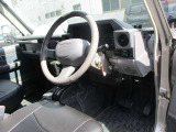 4WD/オートマ/サンルーフ/ナビ/TV/アルミホイール/エアコン/ナビ/ドアバイザー/フロアマット/エアコン/パワーウィンドウ/