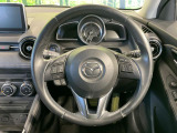 【純正革巻きステアリング】上質な革を使用することで、手にしっかり馴染みとても運転しやすいハンドルです♪