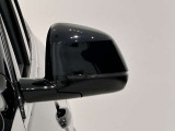 ドアミラーに内蔵されているフラッシャーは視認性も良く安全運転に一役買ってます。