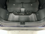 トランク下にも収納スペースがあります。洗車道具等のちょっとしたものの収納に便利です。