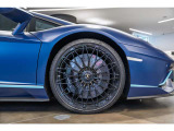 Black calipers