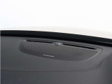 【harman/kardon】世界のオーディオファン垂涎のプレミアムサウンドシステムを搭載。原音に近い音場空間を忠実に再現。乗る人すべてに最良の音響体験を提供します。