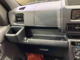 納車前にはプロのメカニックが、各部の点検を行います。ディーラーにしか出来ない品質、そしてサービスできっと満足していただけると思います!