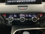Wエアコン付きです!運転席・助手席それぞれ快適な車内でお過ごしいただけます。寒い時期には嬉しいシートヒーター付きです!