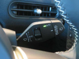 【オートワイパー】センサーで、ワイパーの速度を自動で調整してくれます!