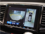 ◆マルチビューカメラシステム◆運転席から見づらい前後左右を、ナビ画面の映像で確認。見通しの悪い交差点や狭い道でのすれ違い、駐車などをサポートします。