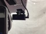 【別途SDカードの購入が必要です。また社外品は保証対象外となります。詳しくは販売店スタッフまで】運転中の映像・音声などを記録して、交通事故やトラブルが起きた時の正確な状況把握に役立つドライブレコーダーが