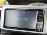 純正ナビを装着。(ワンセグTVの視聴、Bluetoothの接続可能)
