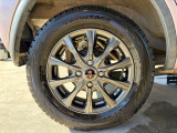 165/70R14スタッドレスタイヤ装着車♪各種アルミホイールや、ノーマルタイヤも取扱いしております。是非ご相談ください♪
