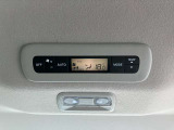気になるお車がありましたら右の電話番号から直接お店にお問い合わせください。支払方法から車両情報、状態までなんでもご説明させて頂きます。スタッフ一同ご連絡お待ちしております。