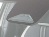 ◆Honda SENSING◆ カメラ等装置で精度の高い検知能力を発揮、安全運転を支援します。ステアリング上のコントローラーに注目!