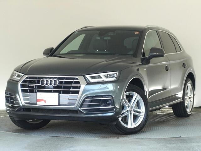 Q5 40 TDI クワトロ スポーツ ディーゼル 4WD