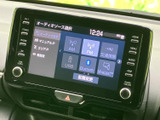 ラジオやUSB、Bluetoothなど、オーディオソースの選択肢が画面上に並びます。表示を見ながら選べるため、通勤やお出かけの際も好みの音源を使いやすく、日常で活躍します。