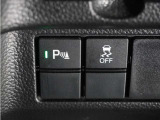◆VSA◆横滑り防止装置が装備されています。コーナーリング時の横すべりを抑える機能と、車両の急激な挙動変化を抑える機能で、安定した走行を実現しています。運転に安心とゆとりが出来ます。