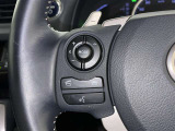 ステアリングスイッチ装備!運転しながら手元でオーディオの操作などができます。