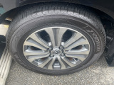 車体にぴったりの純正ホイールです。