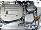 ご納車前に、店舗に併設された整備工場にて点検整備を行います。ボルボ車を熟知したテクニシャンが、ディーラーならではの安心感をご提供致します。