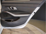 【BMW認定中古車】BMWのご購入はぜひBMW正規ディーラーで!メーカー基準の納車前点検整備を全車実施。規定整備を実施された車両にのみ付帯出来る全国保証。