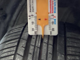 自社整備工場で点検整備をおこなってからお渡ししています。車検が残っている場合は『12ヶ月点検整備』を、車検整備付きの場合は『車検整備』をおこないます。整備費用は車両本体価格に含まれています。