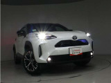高輝度で点灯速度が速いLEDヘッドライト装備!LEDの明るい光が走行中の視界の確保をサポートして、夜のドライブがより楽しく安全に運転できます♪