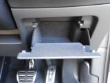 Audi Approved Automobile静岡 遠方のお客様もご相談ください。正規ディーラー認定中古車 静岡県静岡市駿河区南安倍3-6-30 TEL054-282-1331