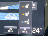【シートベンチレーション】夏場は涼しい風でお尻や背中の熱・ムレを防ぎ、冬にはエアコンよりも早く温まってポカポカに!レザーシートにうれしい装備で、どんな季節も快適にお過ごしいただけます。