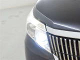 消費電力が少なく長寿命のLEDヘッドランプを装備しております。