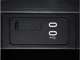 【USB接続】USB接続も可能です。スマートフォンと連動して音楽も再生可能です。