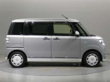 両側パワースライドドア付きだから、狭い駐車スペースなどでの 乗り降りラクラク!小さなお子さまのいるご家庭には嬉しい装備。