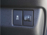 【安全装備】横滑り防止機能のスイッチもこちらに設置されています。