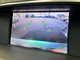 【バックカメラ】運転席から画面上で安全確認ができます。駐車が苦手な方にもオススメな便利機能です。