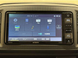 AM/FMチューナー内蔵、CD再生機能付き。お好きな音楽を聴きながらのドライブは楽しいですよね〜♪