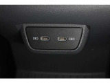 後席 USB充電ポート