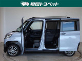 両側パワースライドドア付きだから、狭い駐車スペースなどでの 乗り降りラクラク!小さなお子さまのいるご家庭には嬉しい装備。